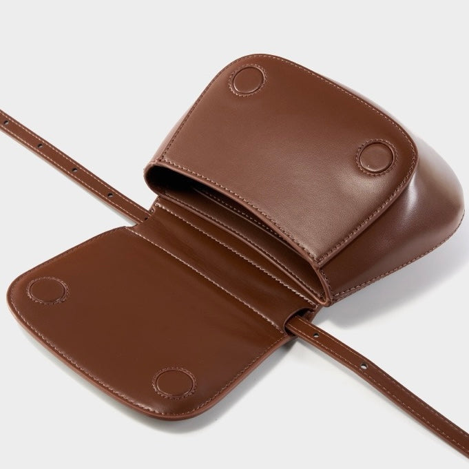Women's Genuine Leather Saddle Crossbody Bag with Magnetic Closure