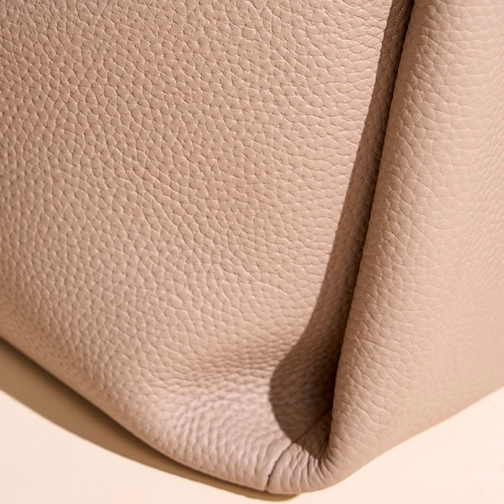 Women's Genuine Leather Box Shoulder Bag with Magnetic Closure and Crossbody Strap