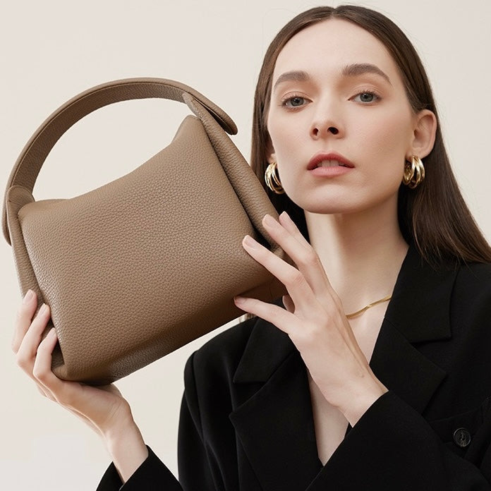 Women's Genuine Leather Box Shoulder Bag with Magnetic Closure and Crossbody Strap