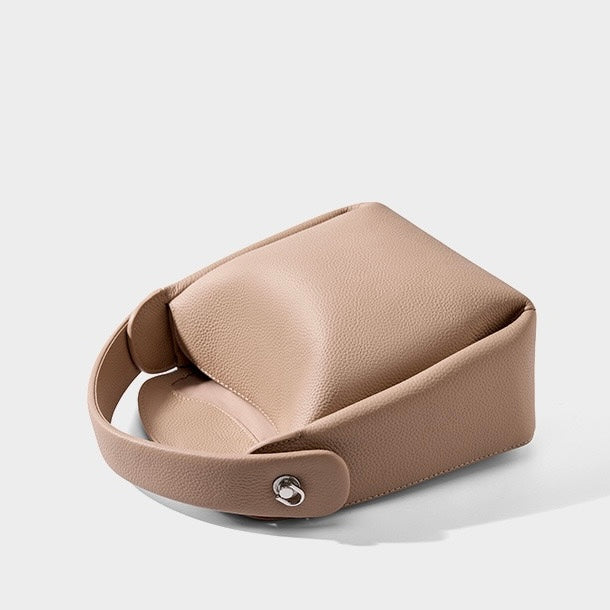 Women's Genuine Leather Box Shoulder Bag with Magnetic Closure and Crossbody Strap