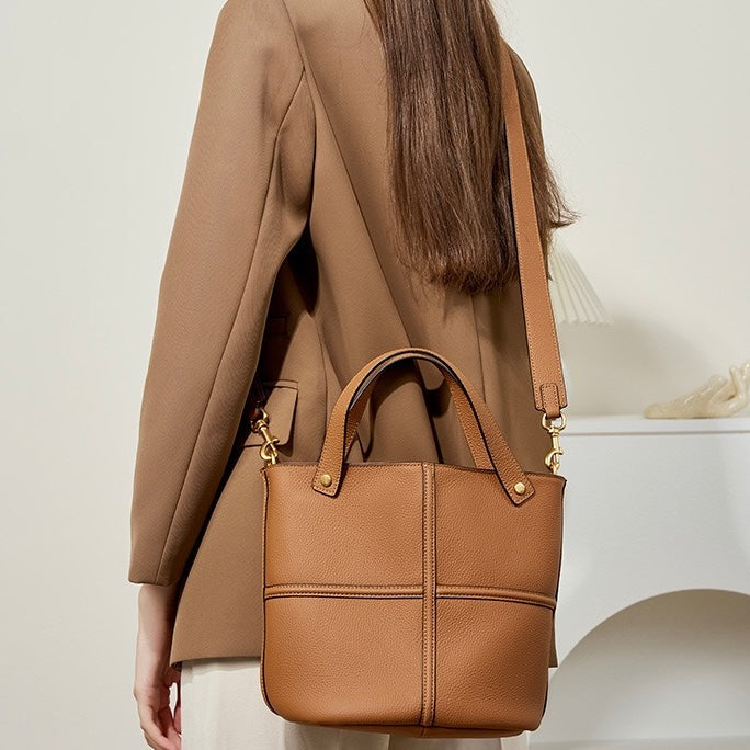 Women's Genuine Leather Large Capacity Bucket Bag with Zipper Closure