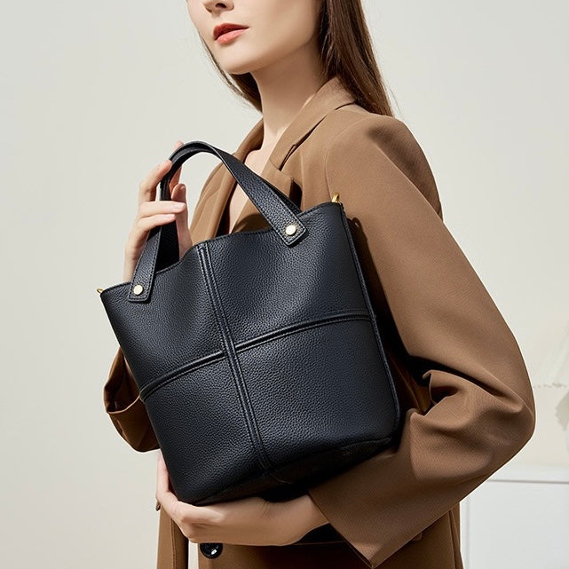 Women's Genuine Leather Large Capacity Bucket Bag with Zipper Closure