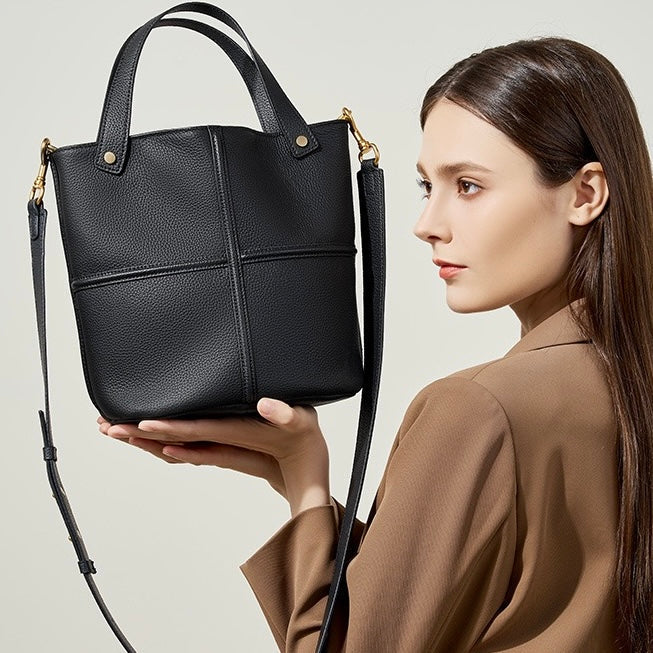Women's Genuine Leather Large Capacity Bucket Bag with Zipper Closure
