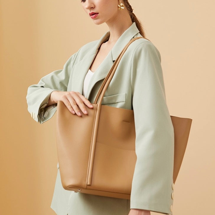 Women's Genuine Leather Summer Tote Bag with Zipper Compartments