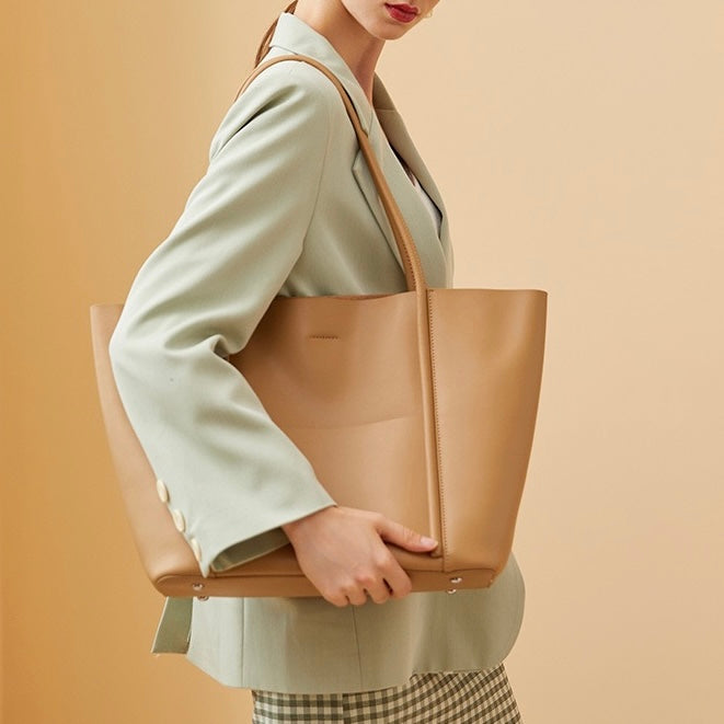 Women's Genuine Leather Summer Tote Bag with Zipper Compartments