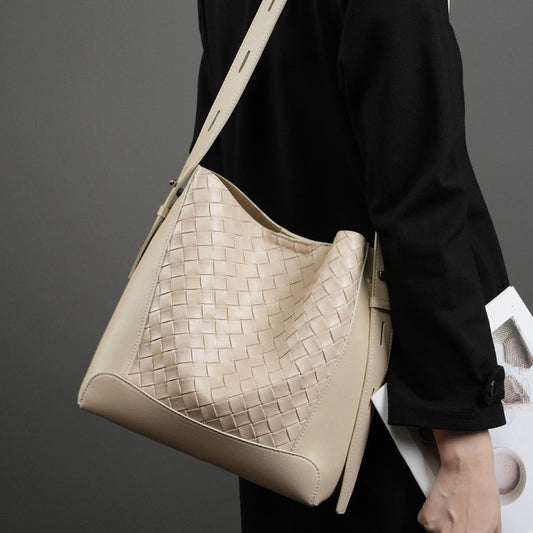 Women's Genuine Cowhide Handwoven Large Capacity Crossbody Shoulder Bag