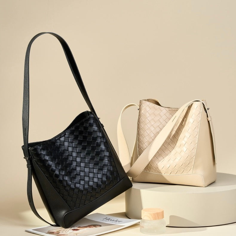 Women's Genuine Cowhide Handwoven Large Capacity Crossbody Shoulder Bag