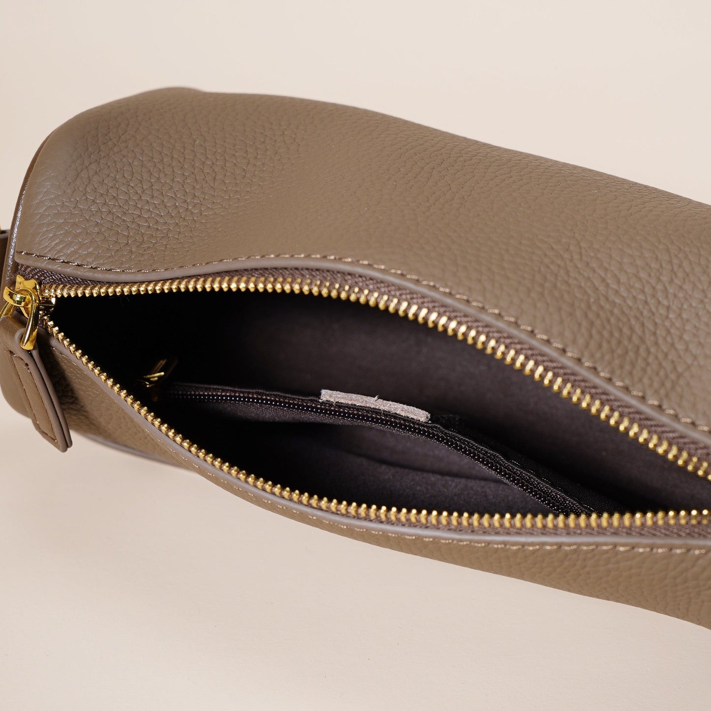 Women's Genuine Leather Quilted Crossbody Clutch Bag with Chain Strap
