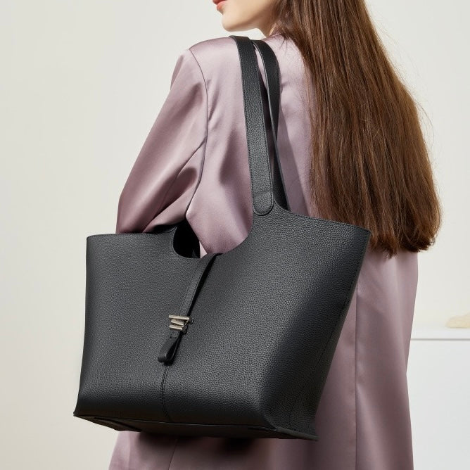 Women's Genuine Leather Large Capacity Tote Bag with Zipper Closure