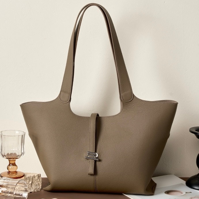 Women's Genuine Leather Large Capacity Tote Bag with Zipper Closure