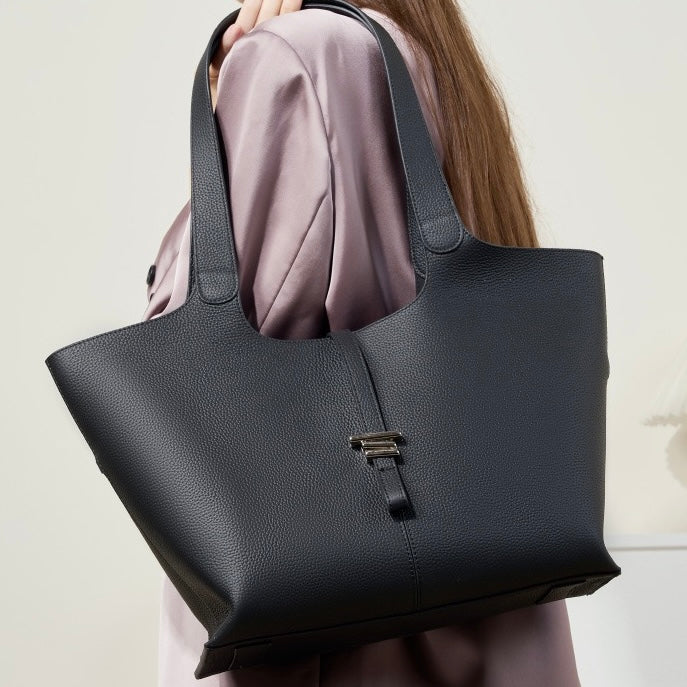 Women's Genuine Leather Large Capacity Tote Bag with Zipper Closure