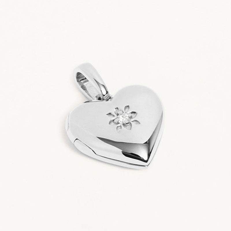 “Heart Vault” S925 Sterling Silver Heart Photo Locket Pendant