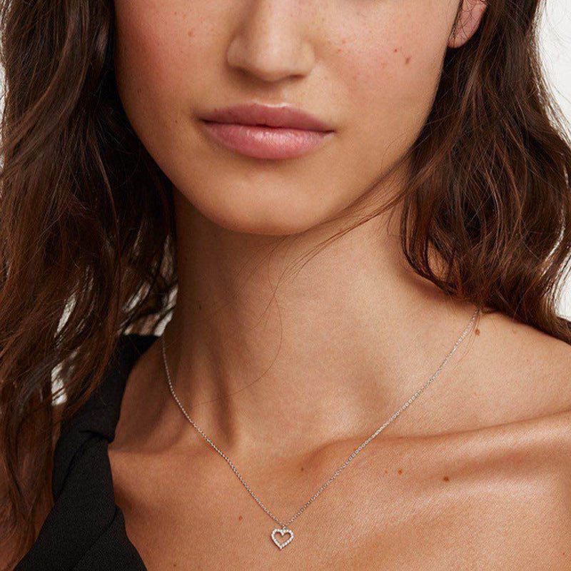 “Cupid Heartline” S925 Sterling Silver Openwork Heart Necklace