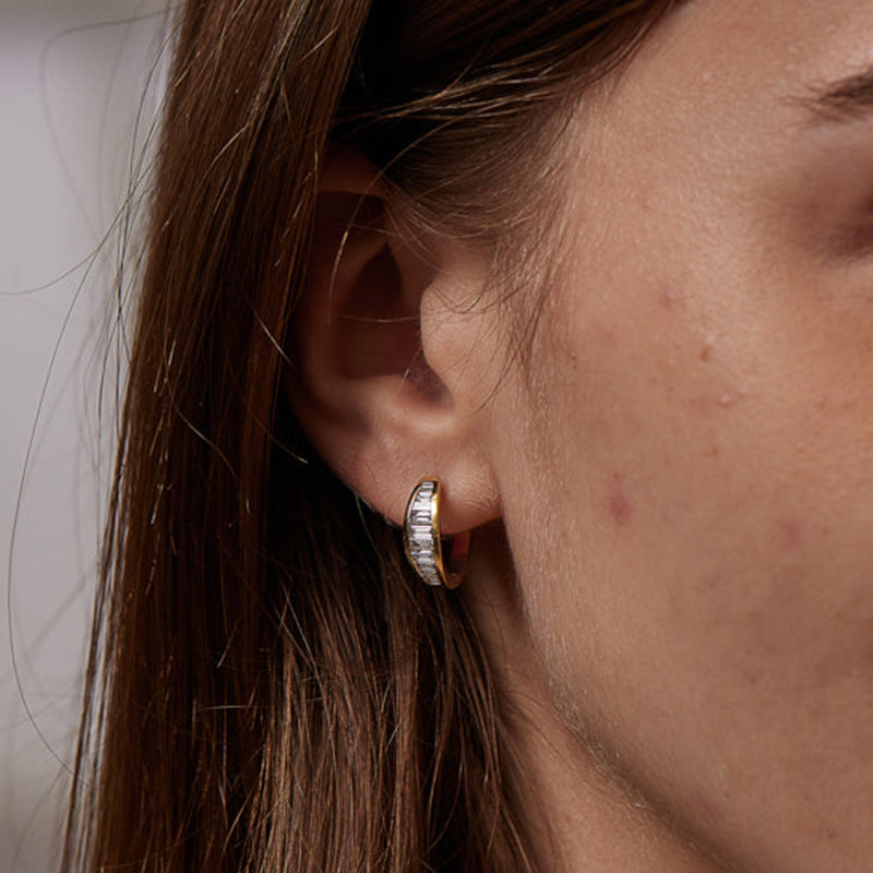 “Geo Prism” S925 Sterling Silver Geometric Zircon Huggie Hoop Earrings