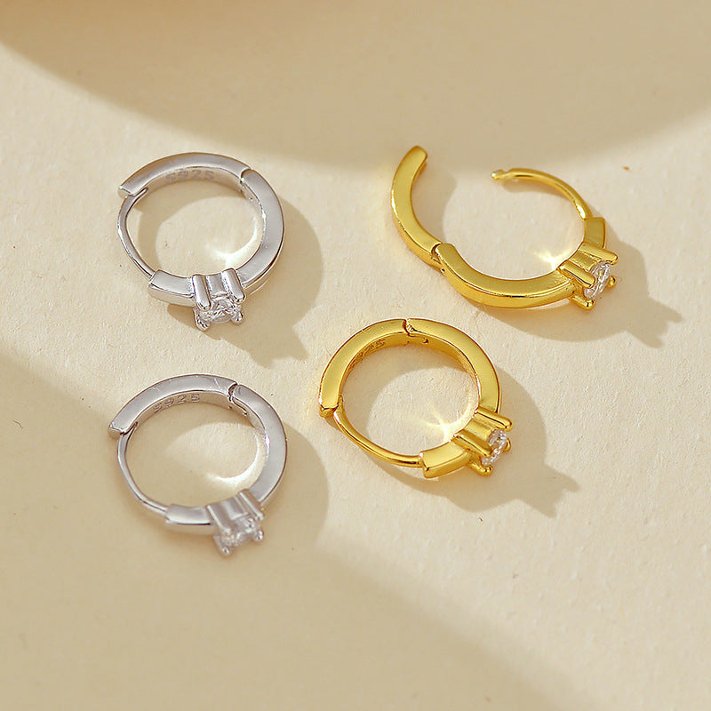 Lumière Loop Solitaire Zircon Hoop Earrings in S925 Sterling Silver