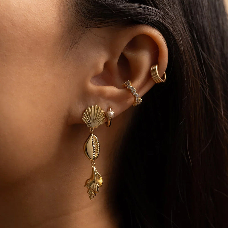 “Shell Eclat” S925 Sterling Silver Long Shell-Inspired Stud Earrings