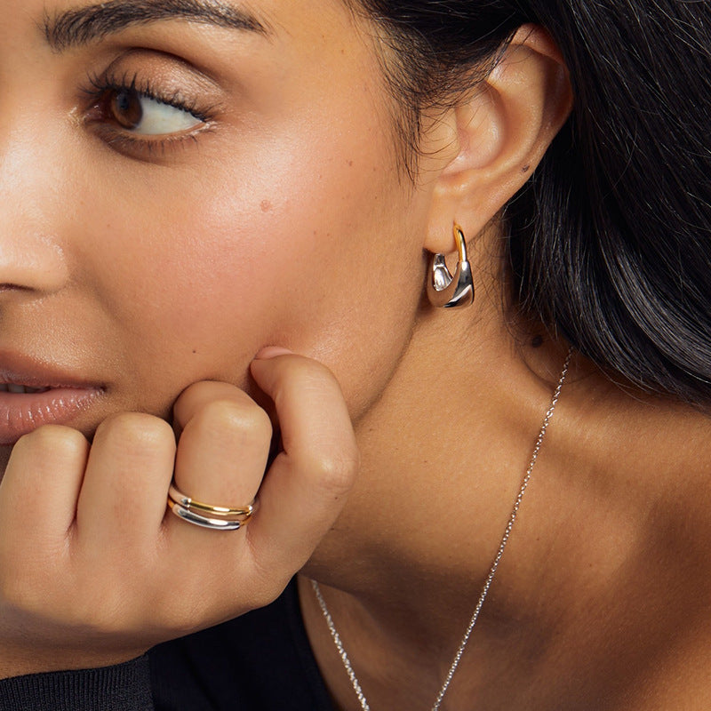 “Golden Contrast” S925 Sterling Silver Two-Tone Geometric Hoop Earrings