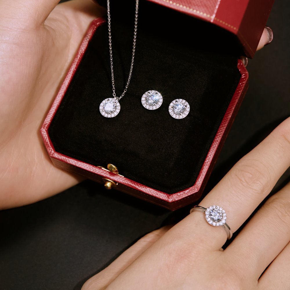 “Prism Halo” S925 Sterling Silver Round-Cut Jewelry Set
