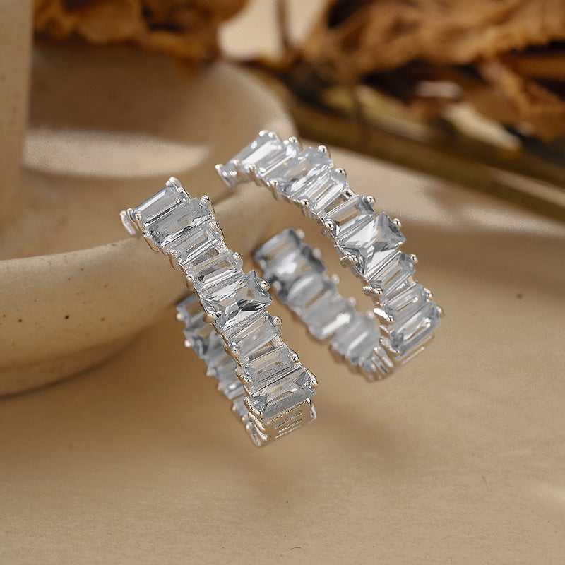 “Ciel Eclat” S925 Sterling Silver Zircon C-Hoop Stud Earrings