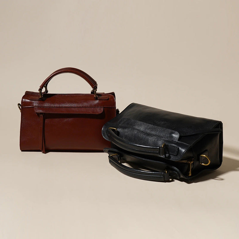 Women's Oil-Waxed Cowhide Doctor-Style Boston Bag