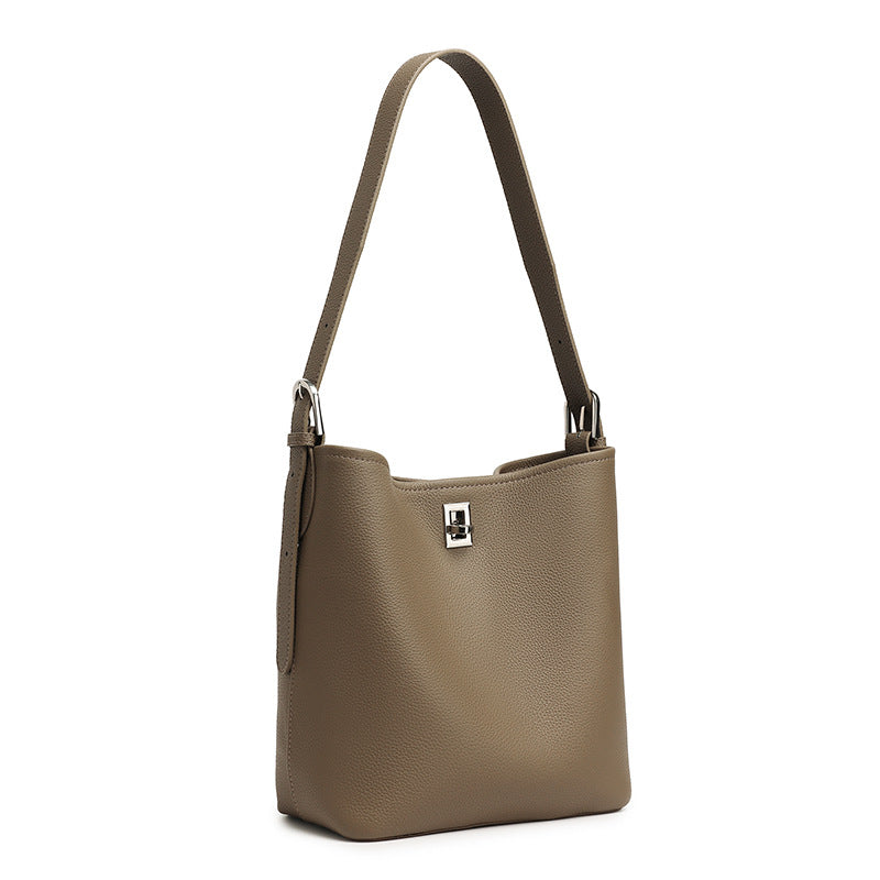 Women's Full-Grain Cowhide Sculpted Bucket Bag with Turn-Lock