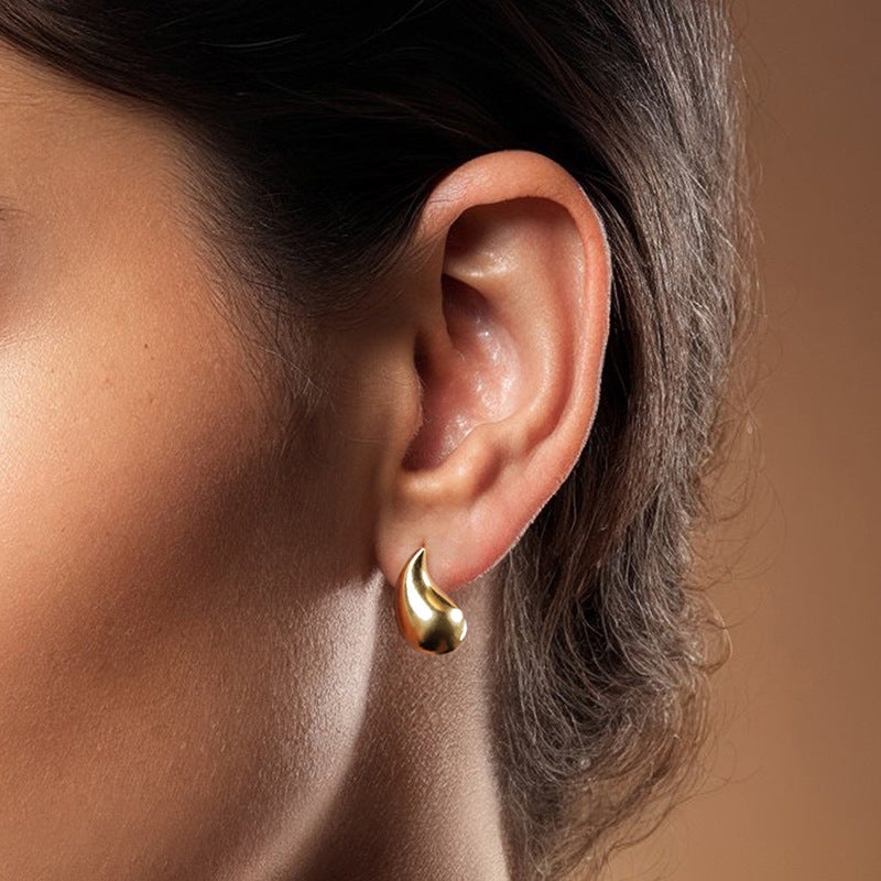 “Teardrop Muse” S925 Sterling Silver 18K Gold-Plated Teardrop Stud Earrings