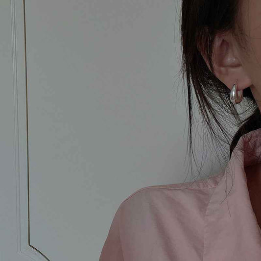 S925 Sterling Silver Crescent Moon Earrings Minimalist Design