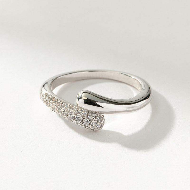 “Crossed Grace” S925 Sterling Silver Open Cross Band Ring