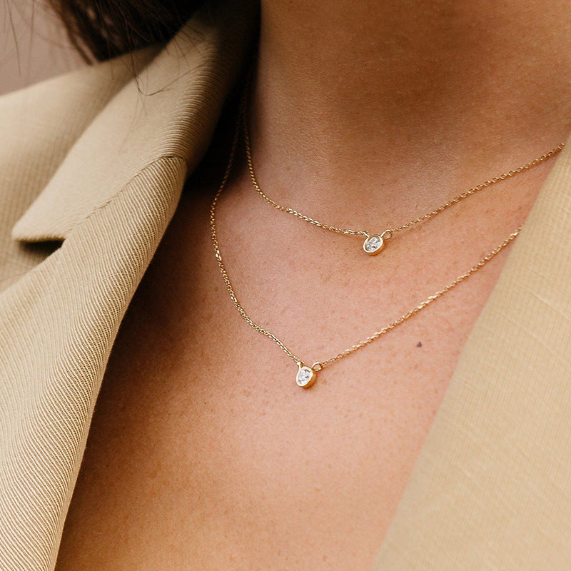 “V-Line Eclat” S925 Sterling Silver V-Shaped Zircon Necklace