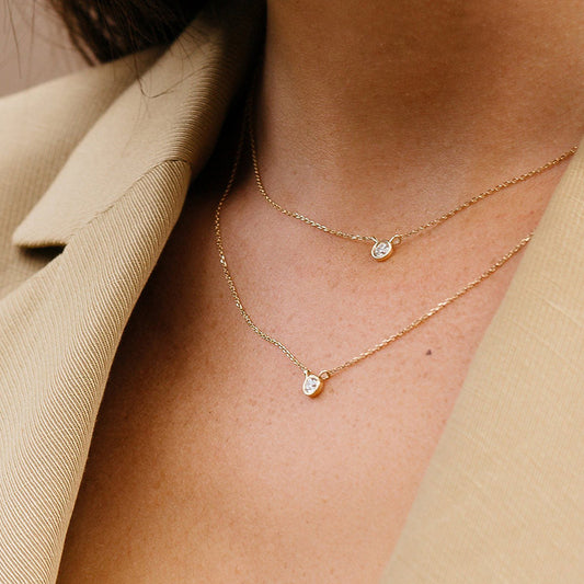 “V-Line Eclat” S925 Sterling Silver V-Shaped Zircon Necklace