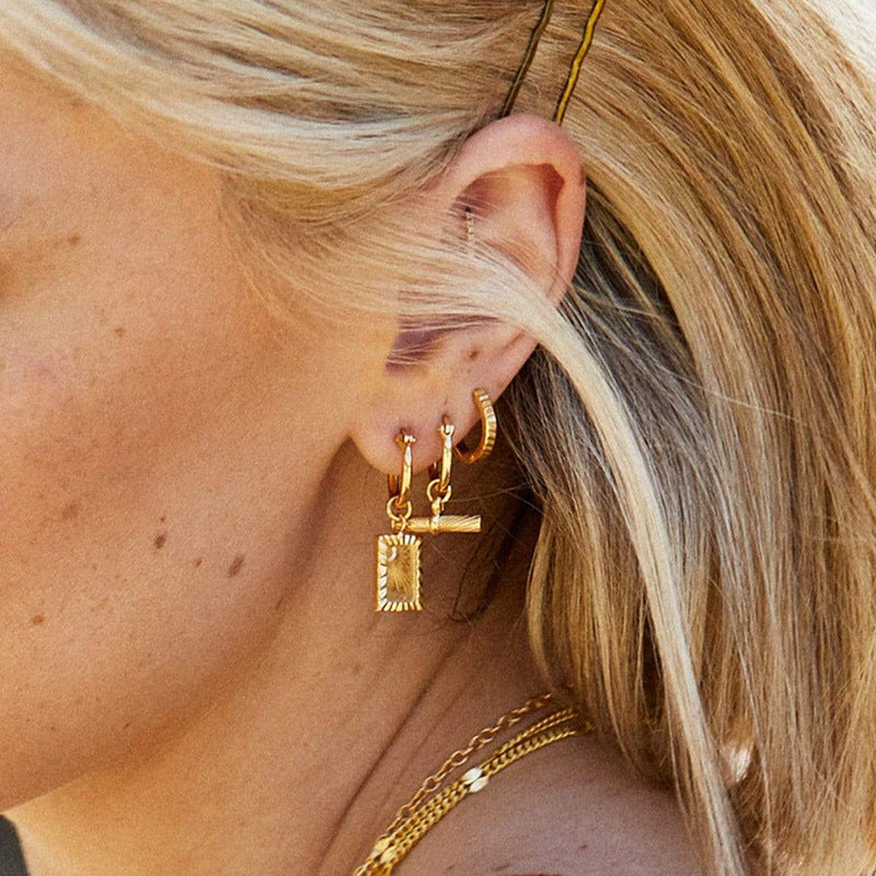 “T-Line Sculpt” S925 Sterling Silver Geometric T-Shaped Hoop Earrings