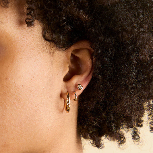“Stellar Edge” S925 Sterling Silver Star Huggie Hoop Earrings