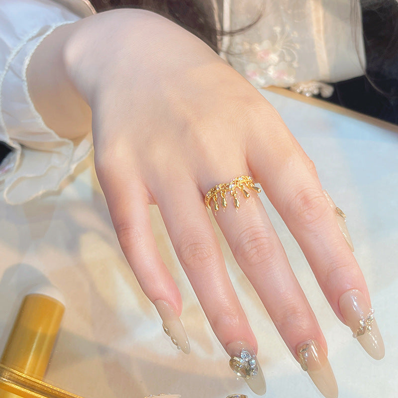 Velour Royale Vintage Tassel Ring with Zircon in S925 Sterling Silver