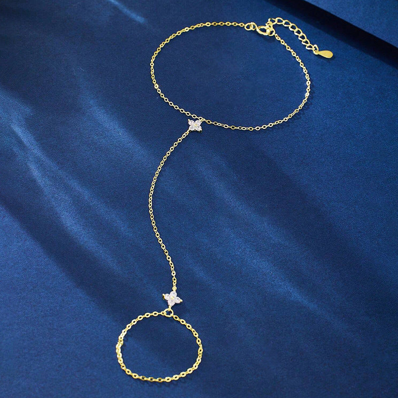 “Starlit Bond” S925 Sterling Silver Connected Four-Point Star Bracelet