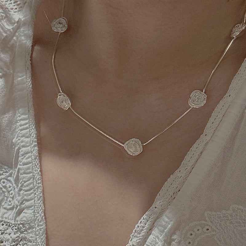 S925 Sterling Silver Rose Whispers Necklace Five Rose Floral Chain Adjustable