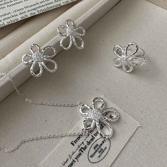 S925 Sterling Silver Floral Shine Jewelry Set Necklace Ring Earrings