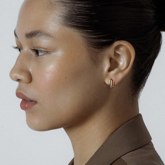 “J-Line Eclat” S925 Sterling Silver Zircon J-Shaped Stud Earrings
