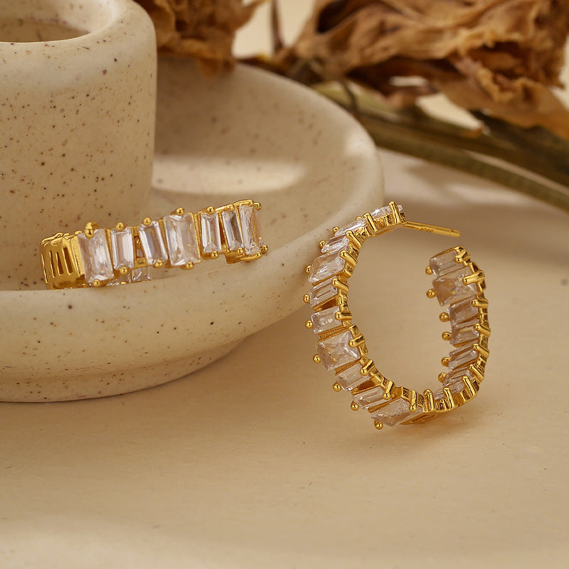 “Ciel Eclat” S925 Sterling Silver Zircon C-Hoop Stud Earrings