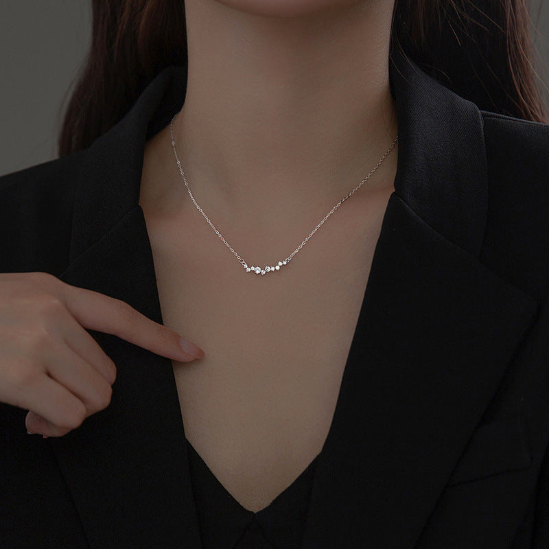 “Smile Eclat” S925 Sterling Silver Zircon Smile Pendant Necklace