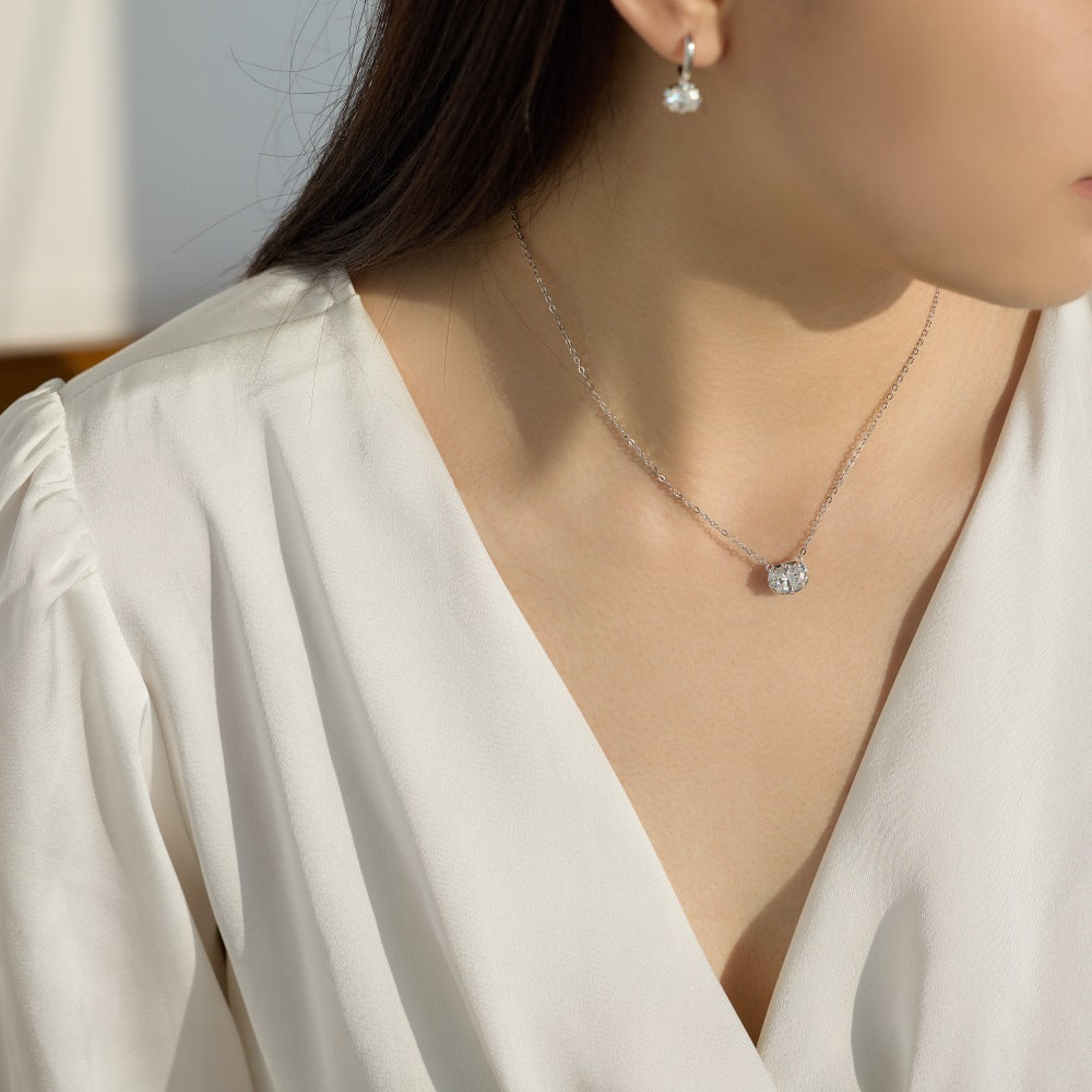 “Oval Brilliance” S925 Sterling Silver Oval Necklace and Earrings Set