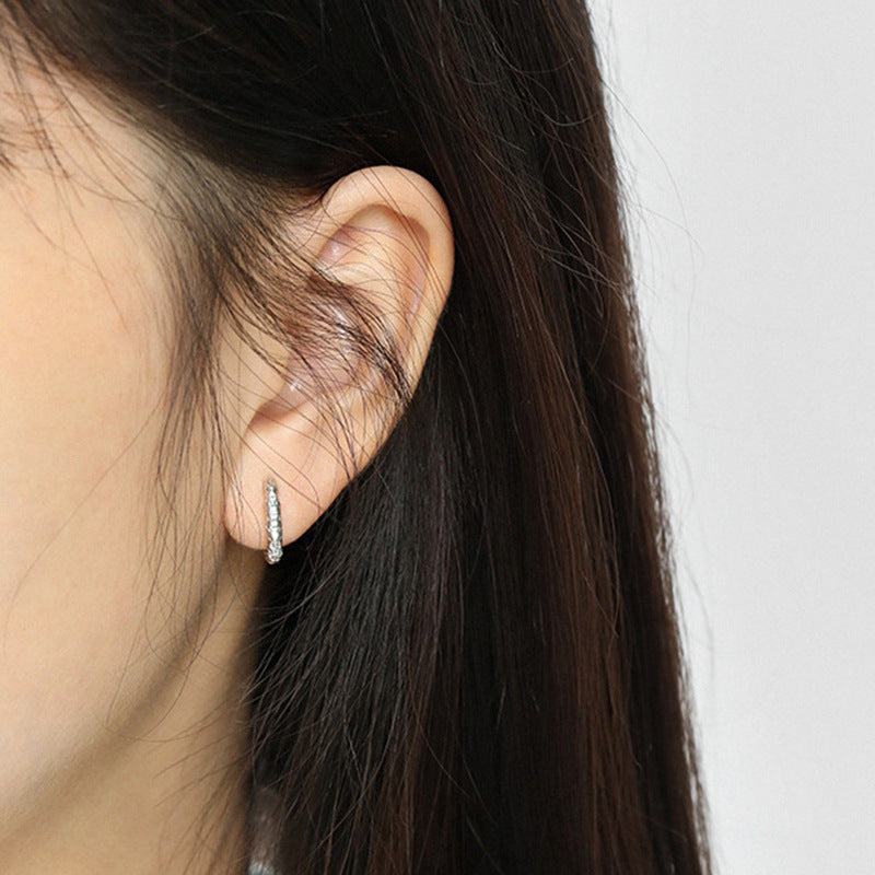 “Oval Muse” S925 Sterling Silver Minimalist Oval Huggie Hoop Earrings