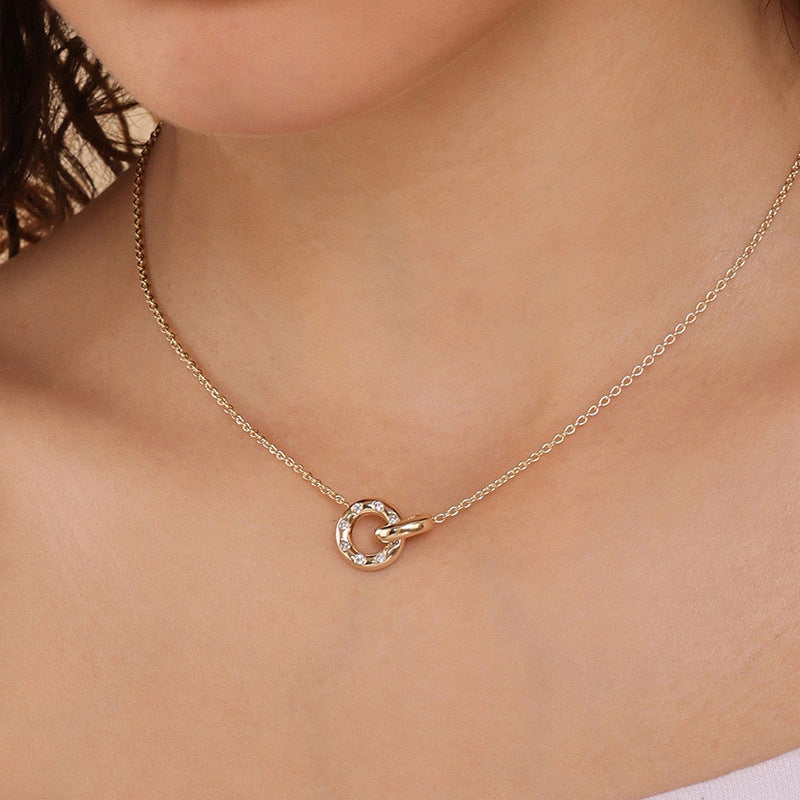“Eclat Ring” S925 Sterling Silver Stone-Set Circle Necklace