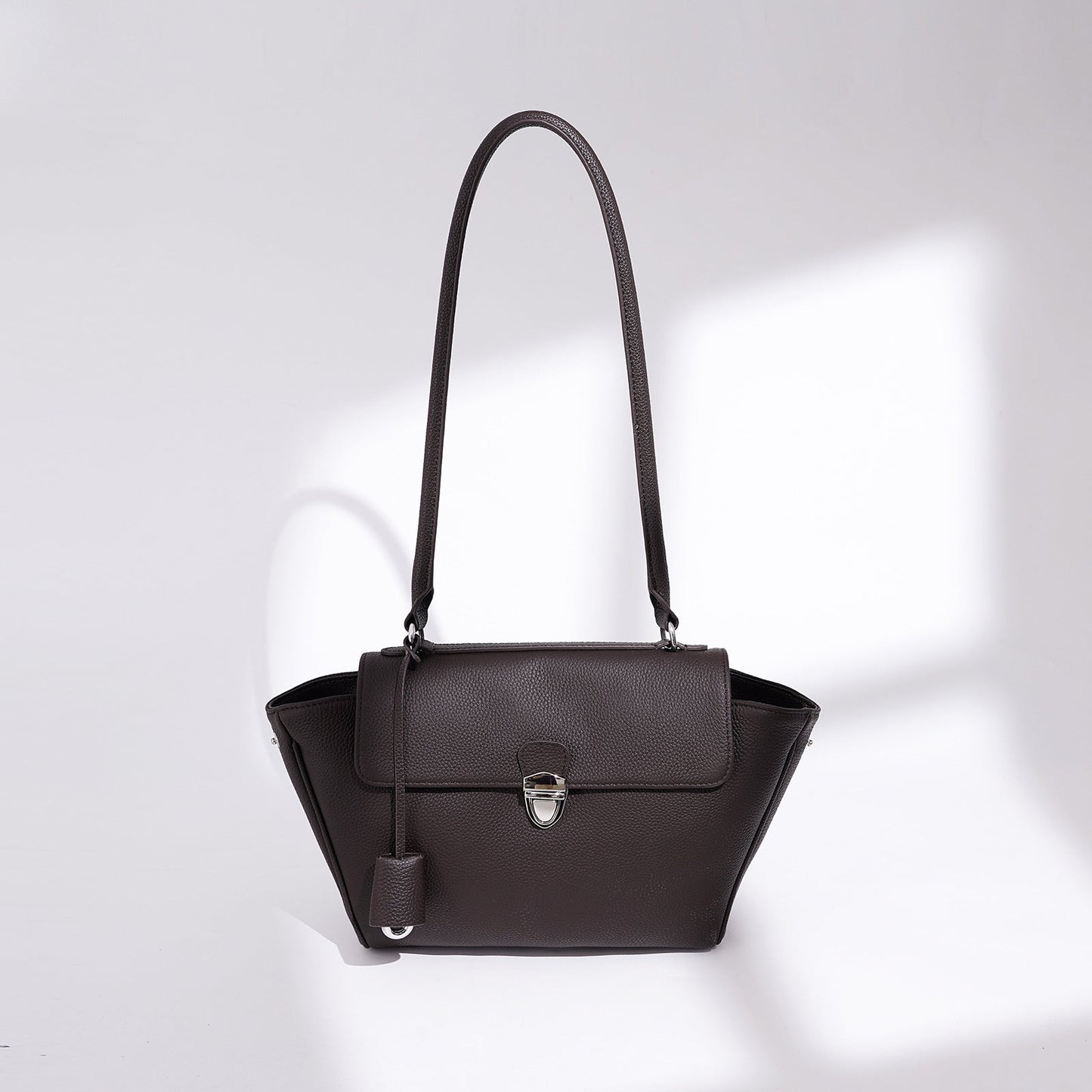Women's Pebbled Cowhide Winged Flap Tote with Detachable Strap