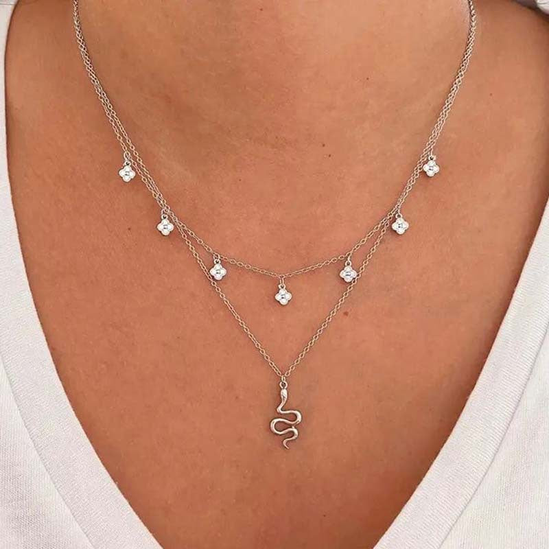 “Clover Muse” S925 Sterling Silver Four-Leaf Clover Necklace