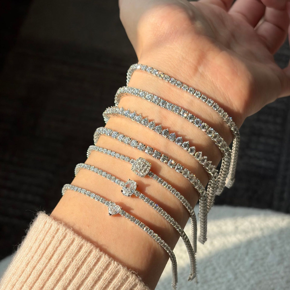 “Heartline Tennis” S925 Sterling Silver Geometric Heart Tennis Bracelet