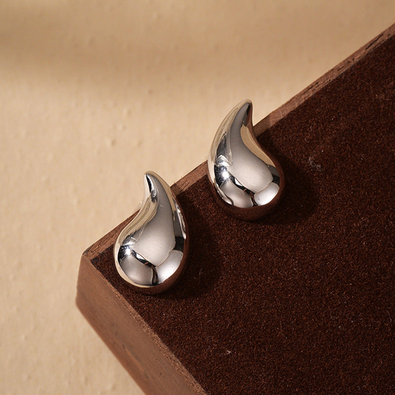 “Teardrop Muse” S925 Sterling Silver 18K Gold-Plated Teardrop Stud Earrings