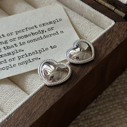 925 Sterling Silver Vintage Heart Earrings Korean Minimalist Heart Stud Earrings