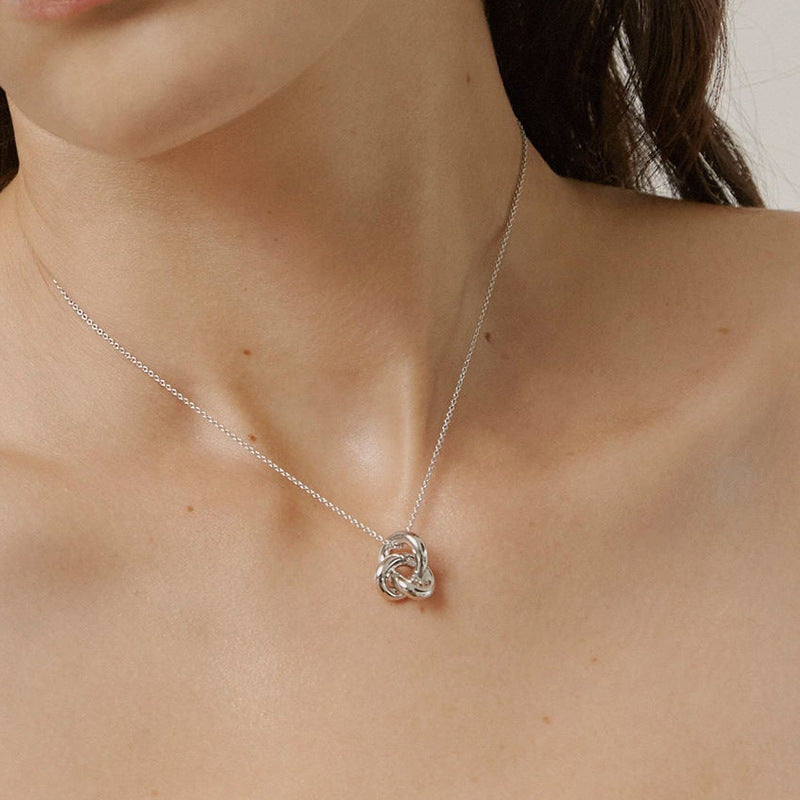 “Linked Muse” S925 Sterling Silver Interlocking Geometric Necklace