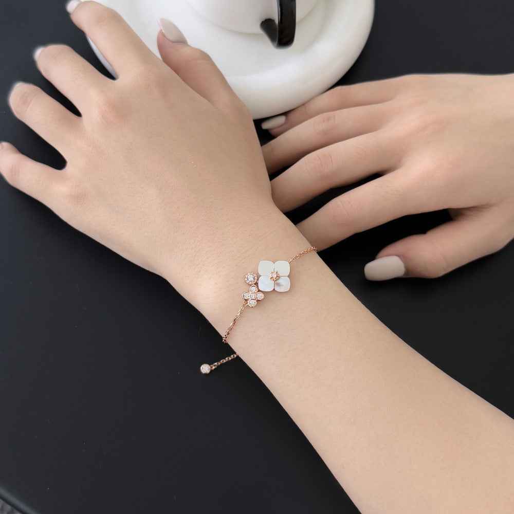 Fleur Rosée S925 Sterling Silver Mother of Pearl Flower Bracelet with Zircon