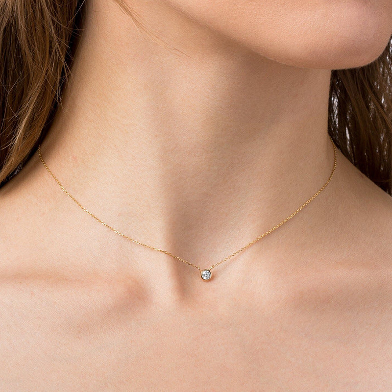 “V-Line Eclat” S925 Sterling Silver V-Shaped Zircon Necklace